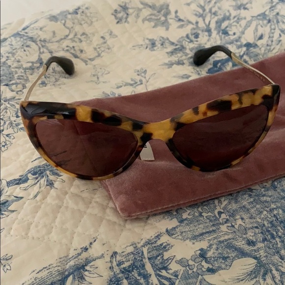 Miu Miu Tortoise Shell Authentic Sunglasses - Picture 12 of 14
